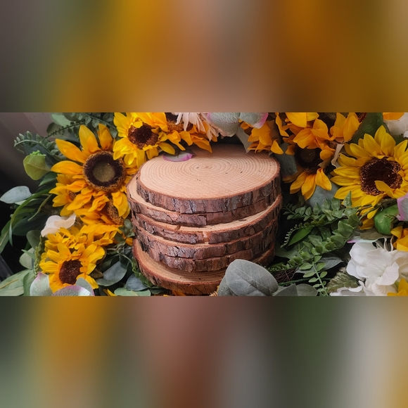 Decorations - Picture 8 of 16